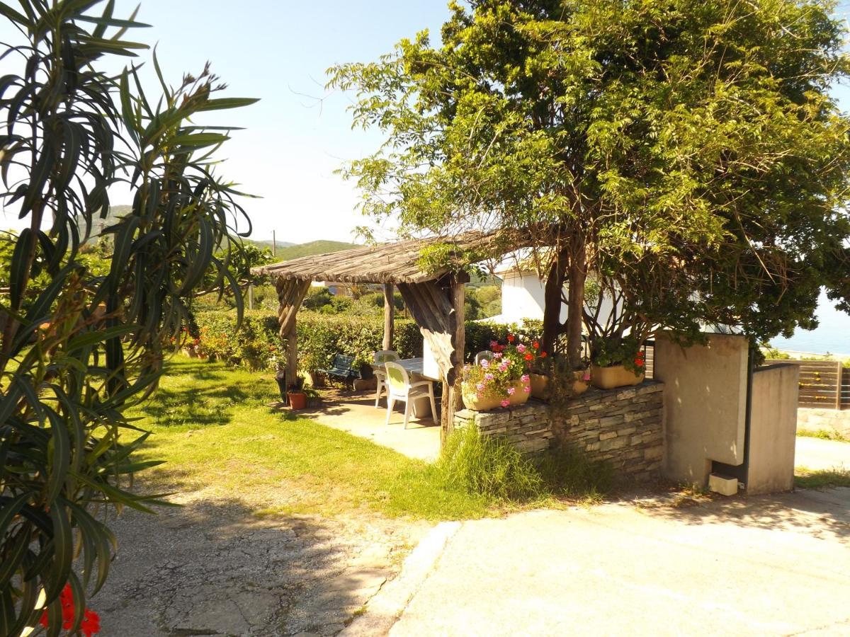 Chambre D Hotes Chez Raymonde Et Sandrine Luri Exterior photo